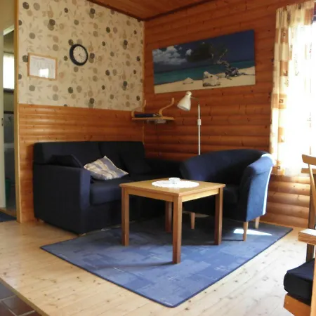 Semesterbostad Söderö Stugby