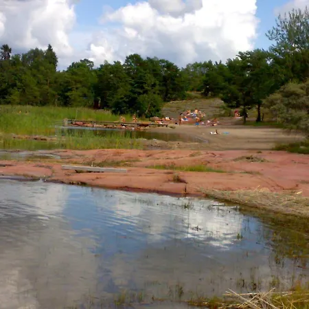 Semesterbostad Söderö Stugby *